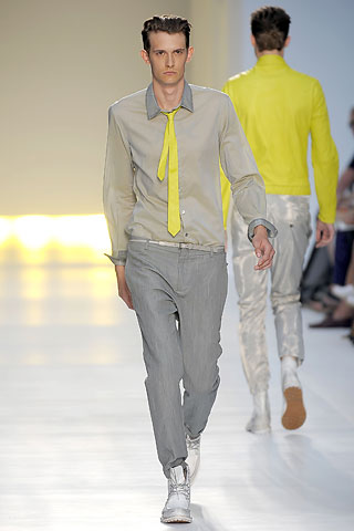 Costume National / - 2009